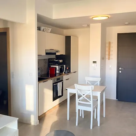 Apartment Cozy A - 30 M² - Proche De La